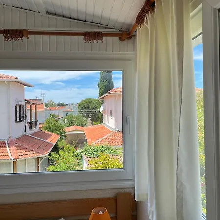 Beachside Garden With Spacious Private Garden In فيلة
