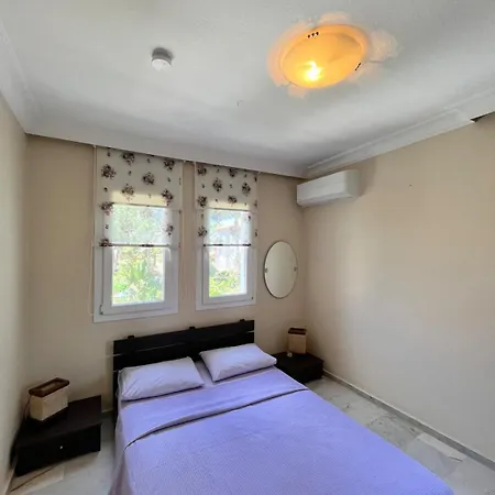 Beachside Garden With Spacious Private Garden In فيلة Çeşme